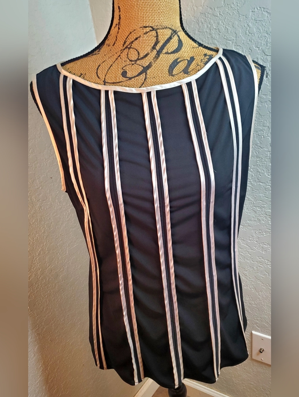 Sandra Darren Black Top with White Trim